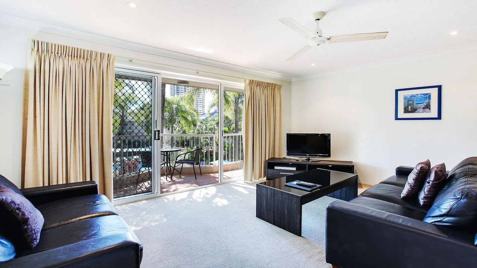 Mari Court Resort Gold Coast Aparthotel