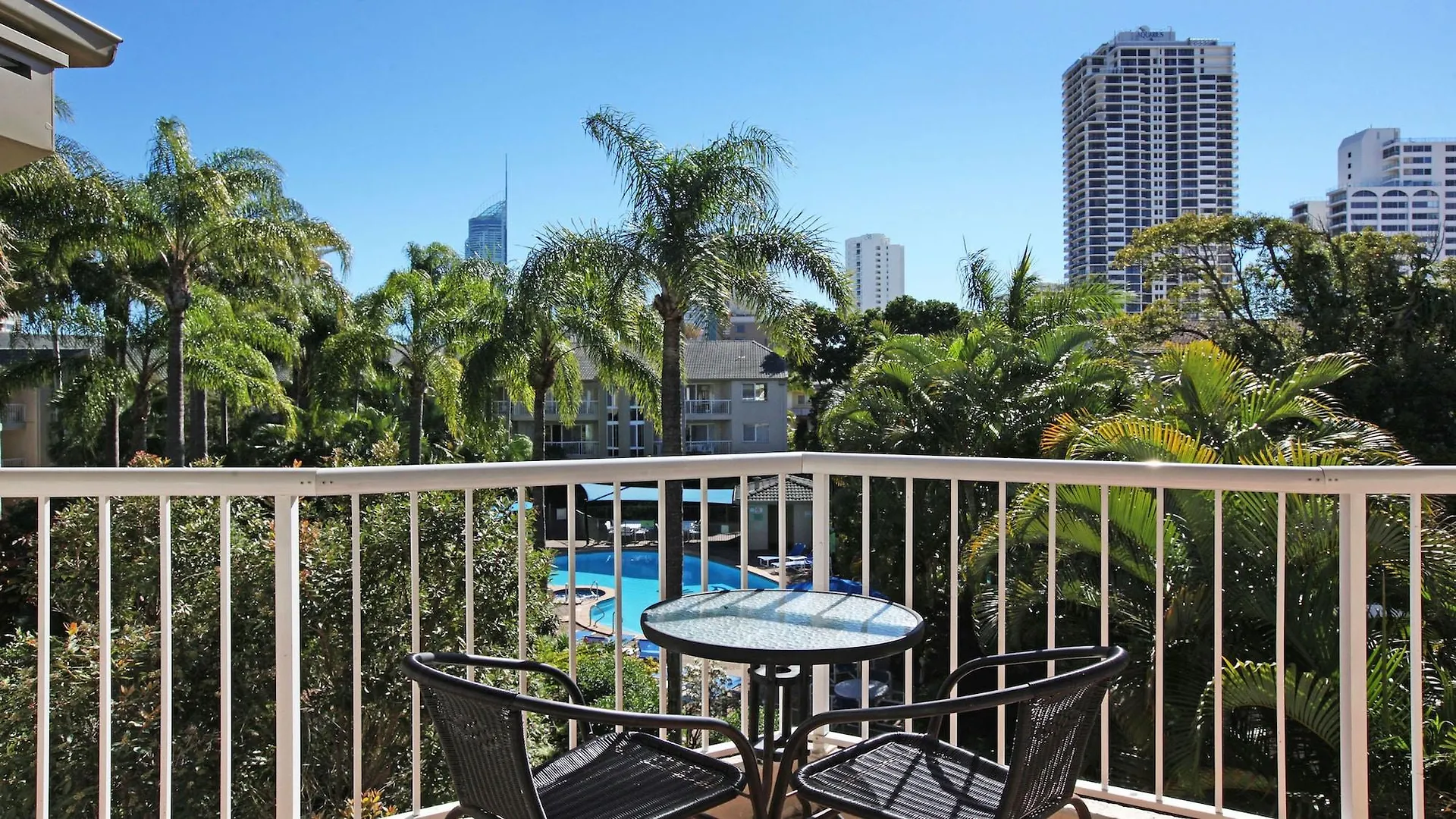 Mari Court Resort Gold Coast Aparthotel