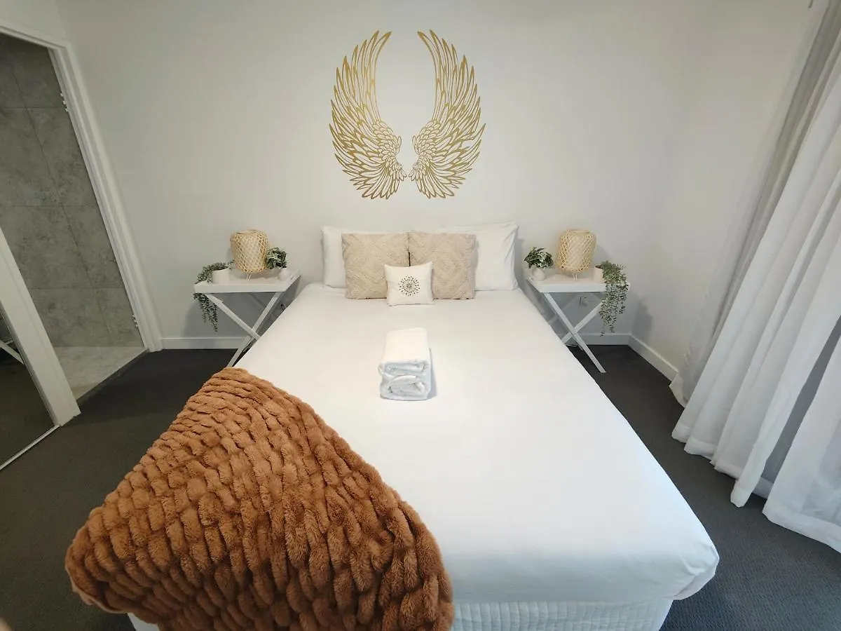 *** Aparthotel Mari Court Resort Gold Coast Australia